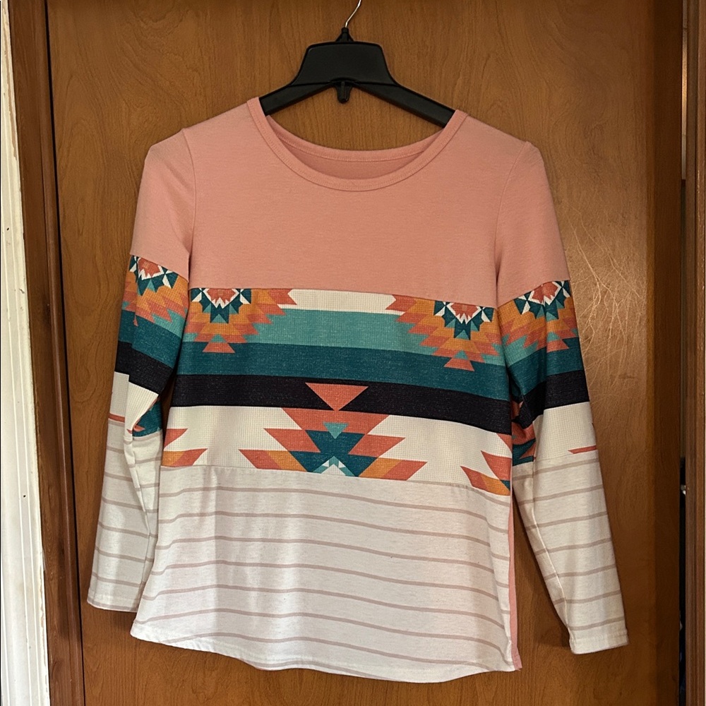 Trendy Pink Geometric Women's Top L